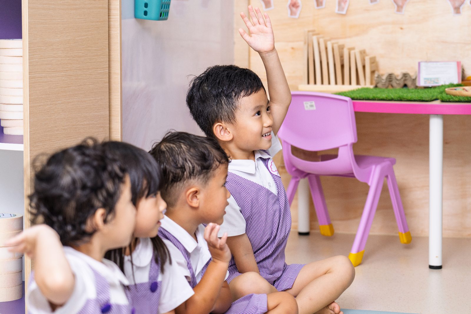 Preschoolers exploring together